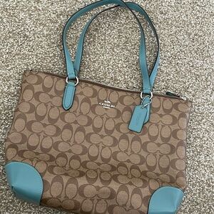Coach shoulder bag